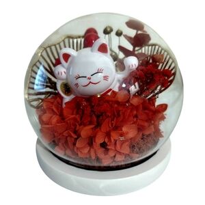 Maneki-Neko "Fortune Cat" Figurine Floral Display